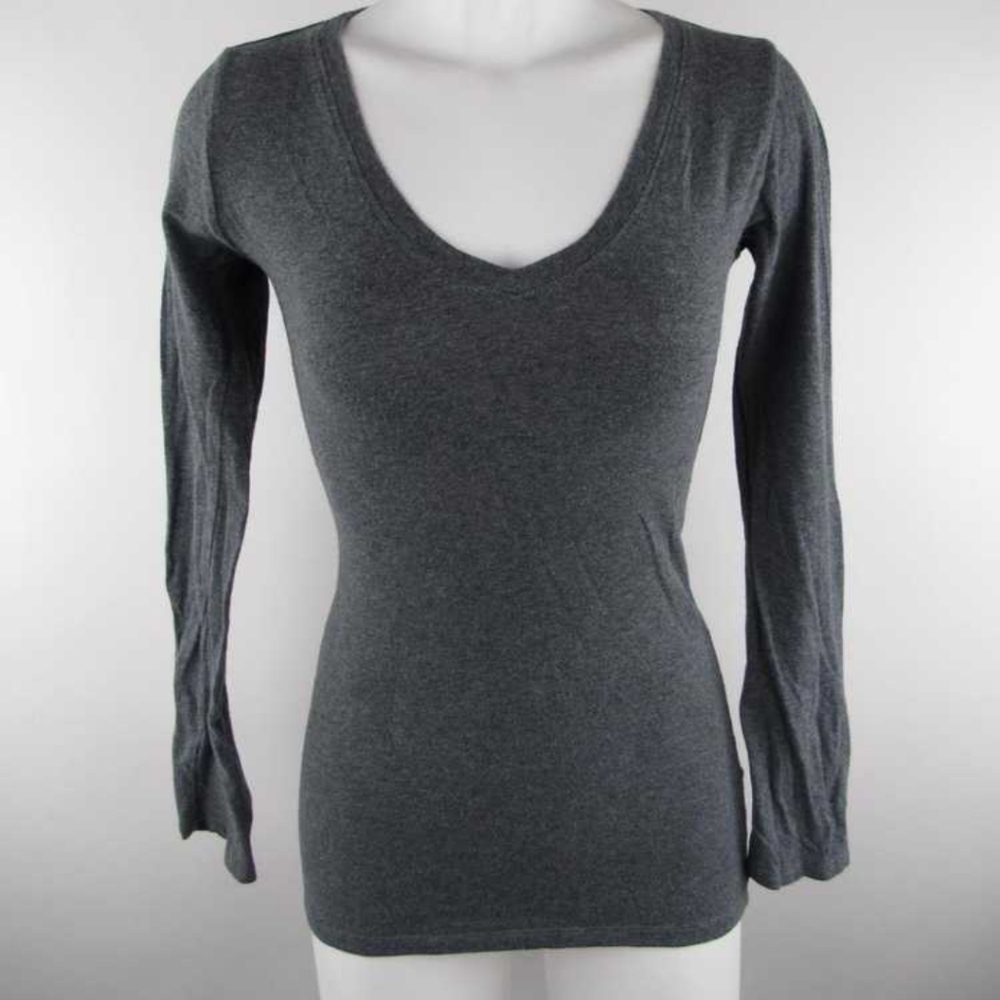 Heart and hips dolls kill Gray long sleeve Shirt dip v neck women's small s